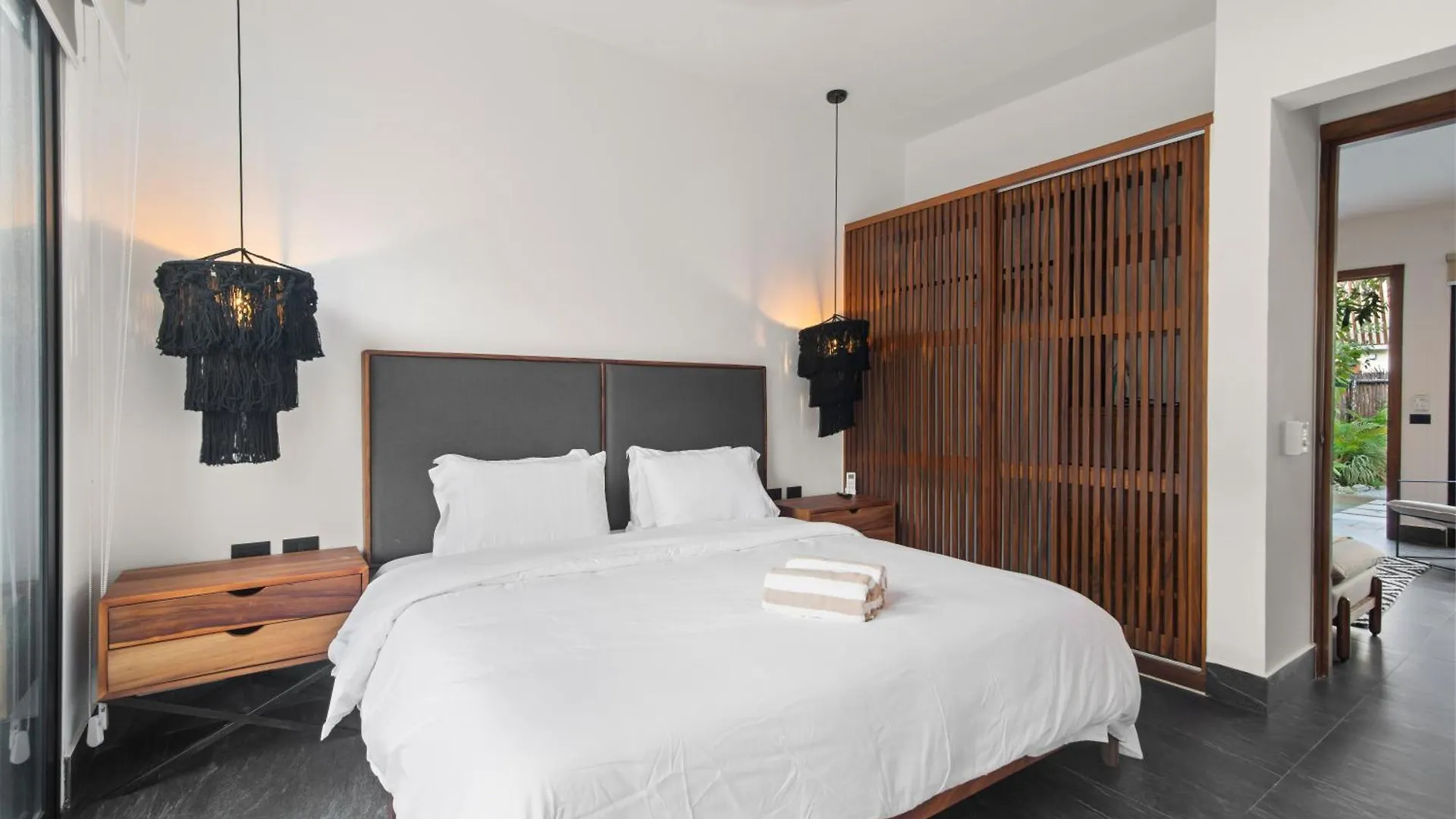 別荘 トゥルム La Veleta Getaway At Asana Leaf House Sleeps 12ヴィラ メキシコ